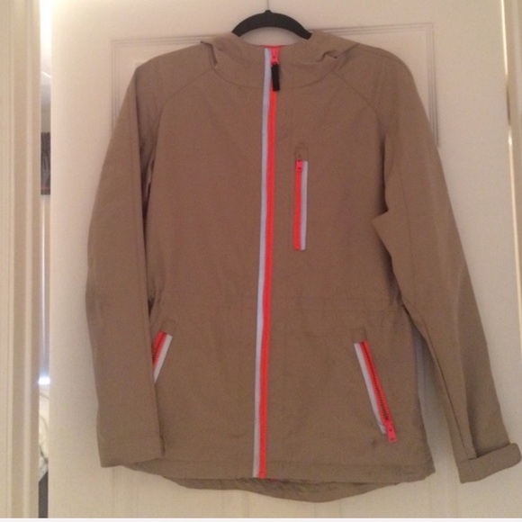 Vince Camuto Jackets & Blazers - Vince camuto Ripstop Front Zip Hooded Jacket